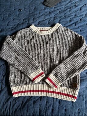 Roots cabin Cream-Trim Grey Ribbed Women’s Sweater with Red Stripe